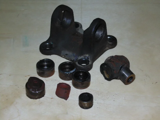 демонтаж крестовины Nissan Qashqai демонтаж крестовины Nissan Qashqai